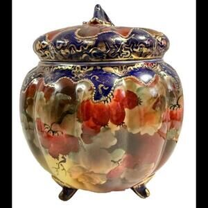 Rare Antique Maple Leaf Nippon Porcelain Footed C. 1981-1911